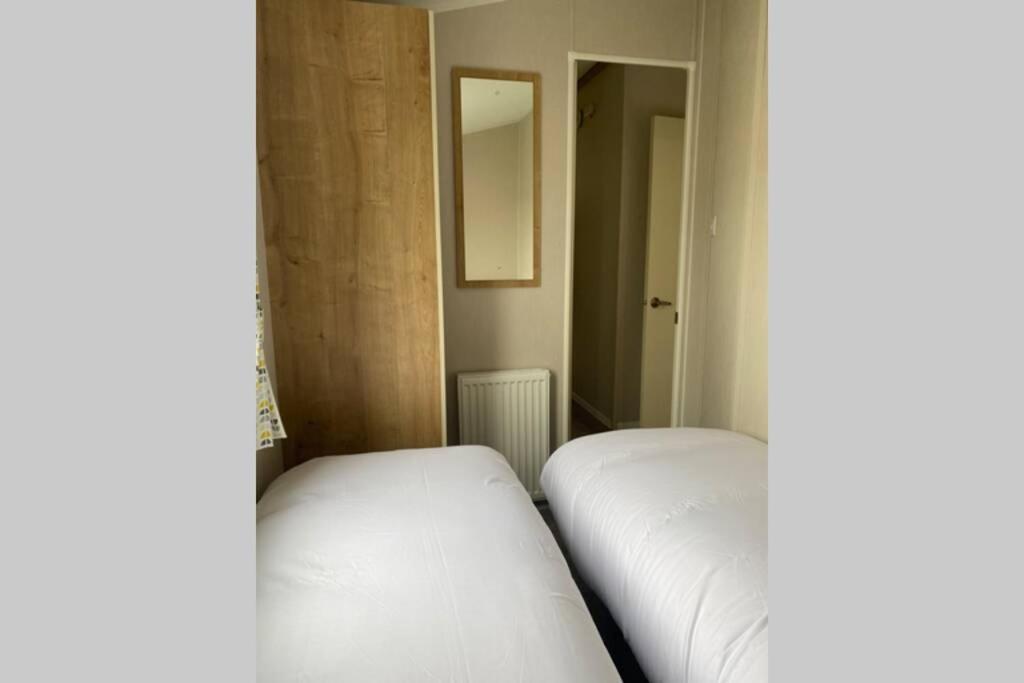 Three Bedroom Caravan Camber Extérieur photo